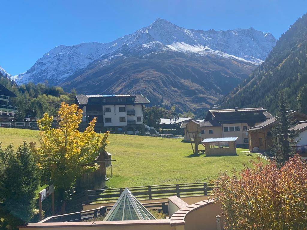 Tieflehner Hof Pitztalhaus Hotel Sankt Leonhard im Pitztal Exteriör bild