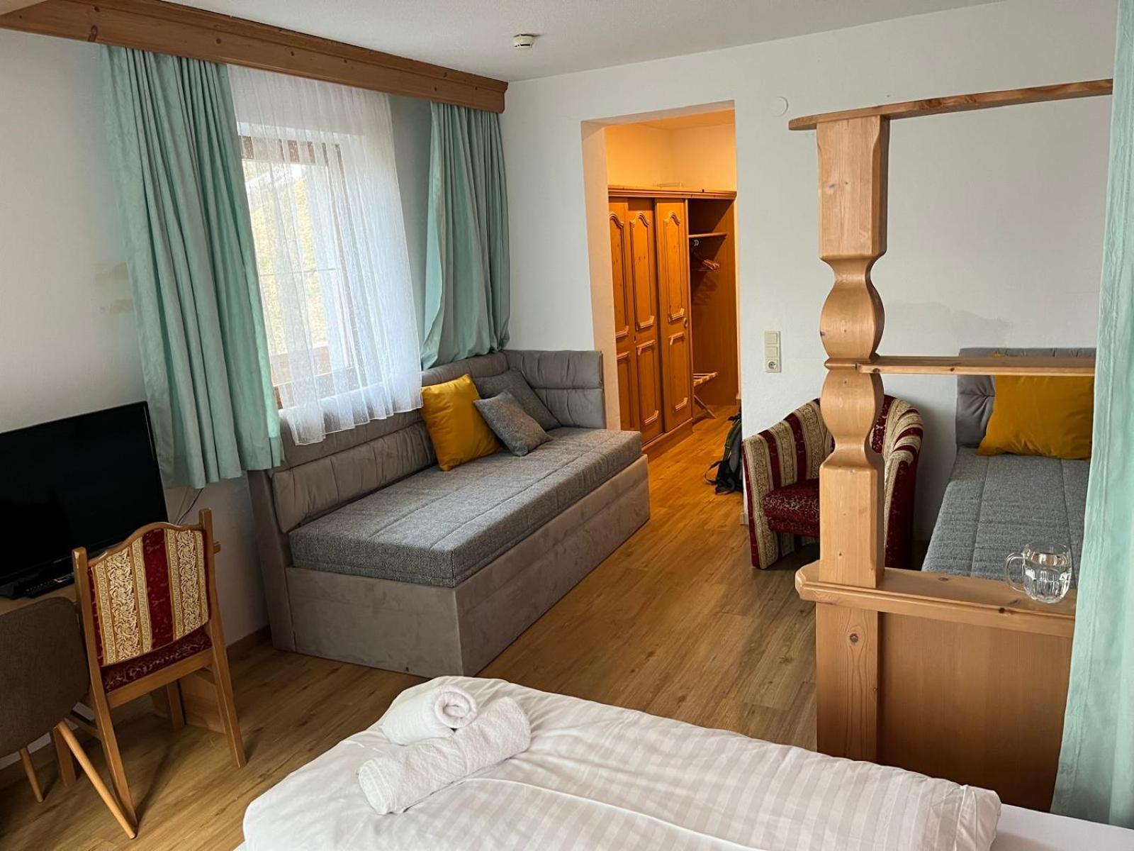 Tieflehner Hof Pitztalhaus Hotel Sankt Leonhard im Pitztal Exteriör bild