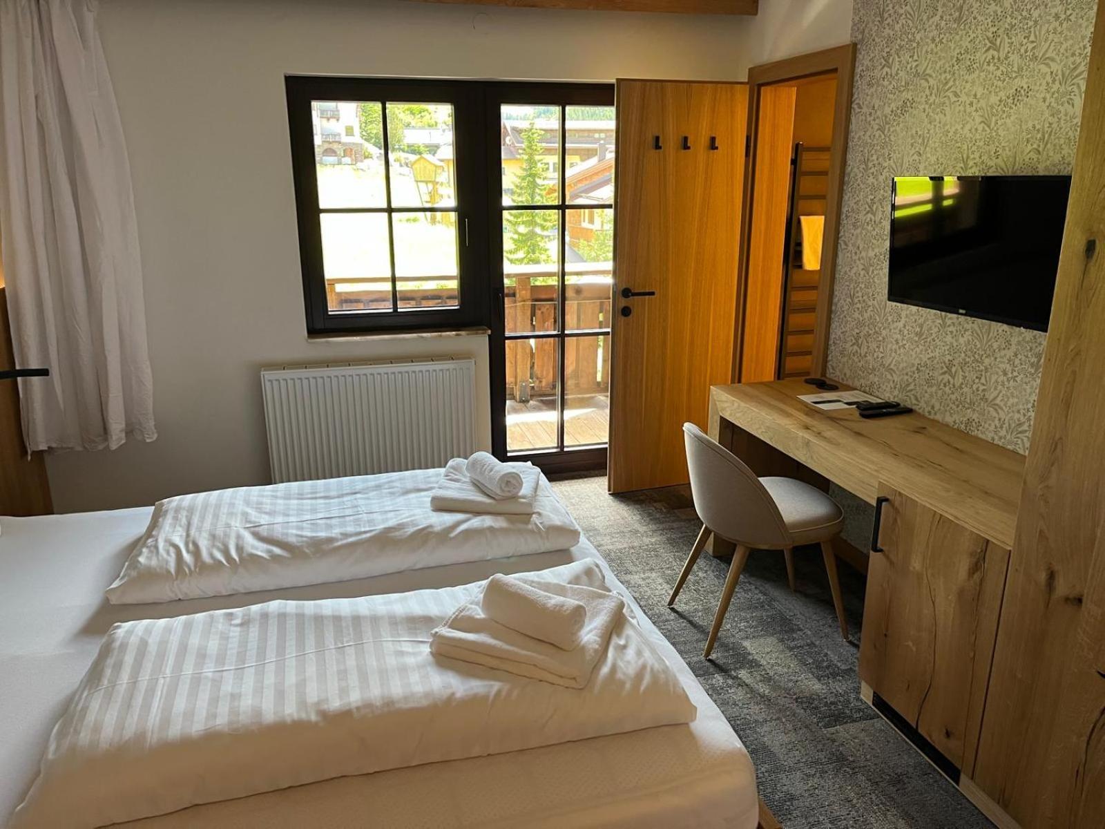 Tieflehner Hof Pitztalhaus Hotel Sankt Leonhard im Pitztal Exteriör bild