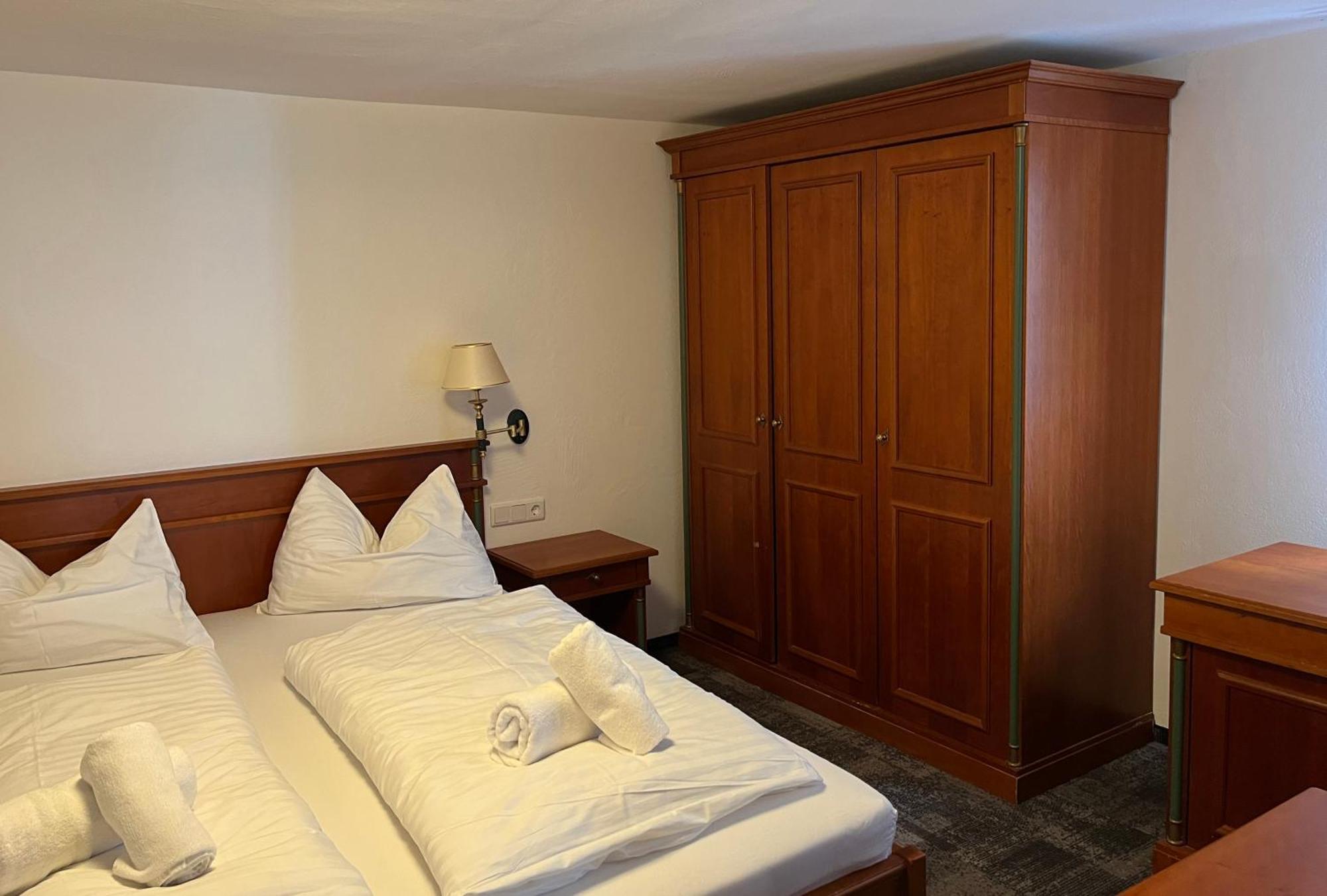 Tieflehner Hof Pitztalhaus Hotel Sankt Leonhard im Pitztal Rum bild